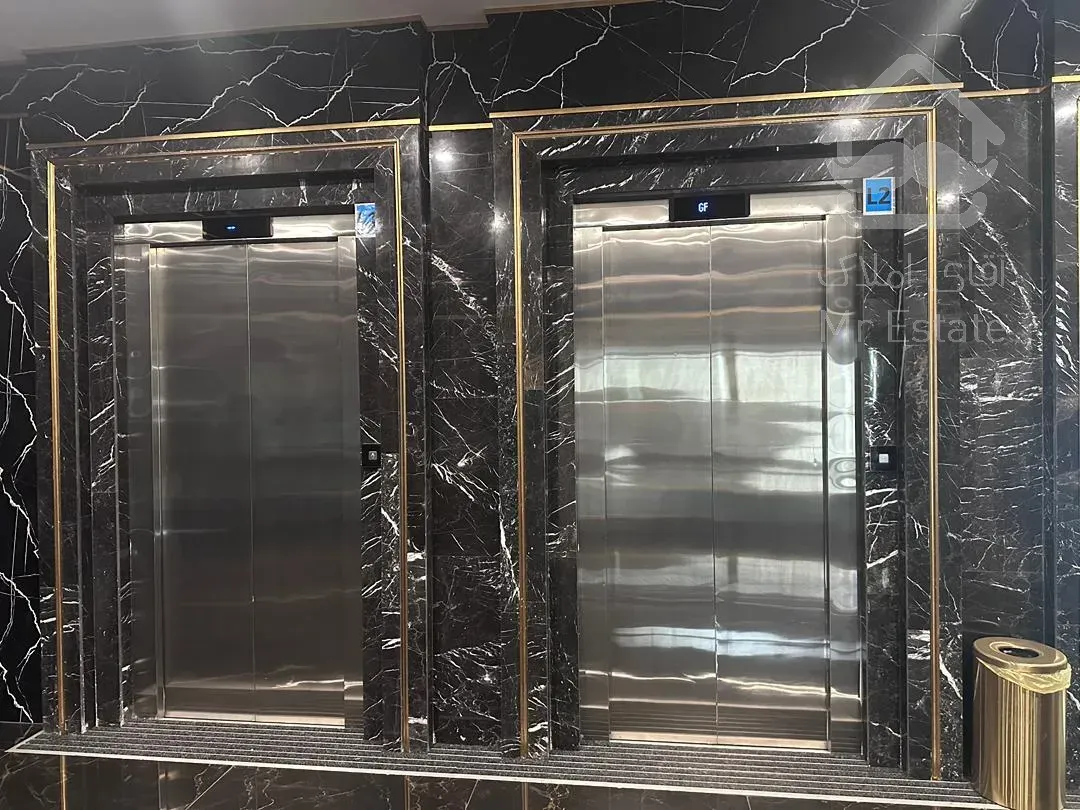 40 متر تجاری  در مرکز تجاری رونیکا مال هروی