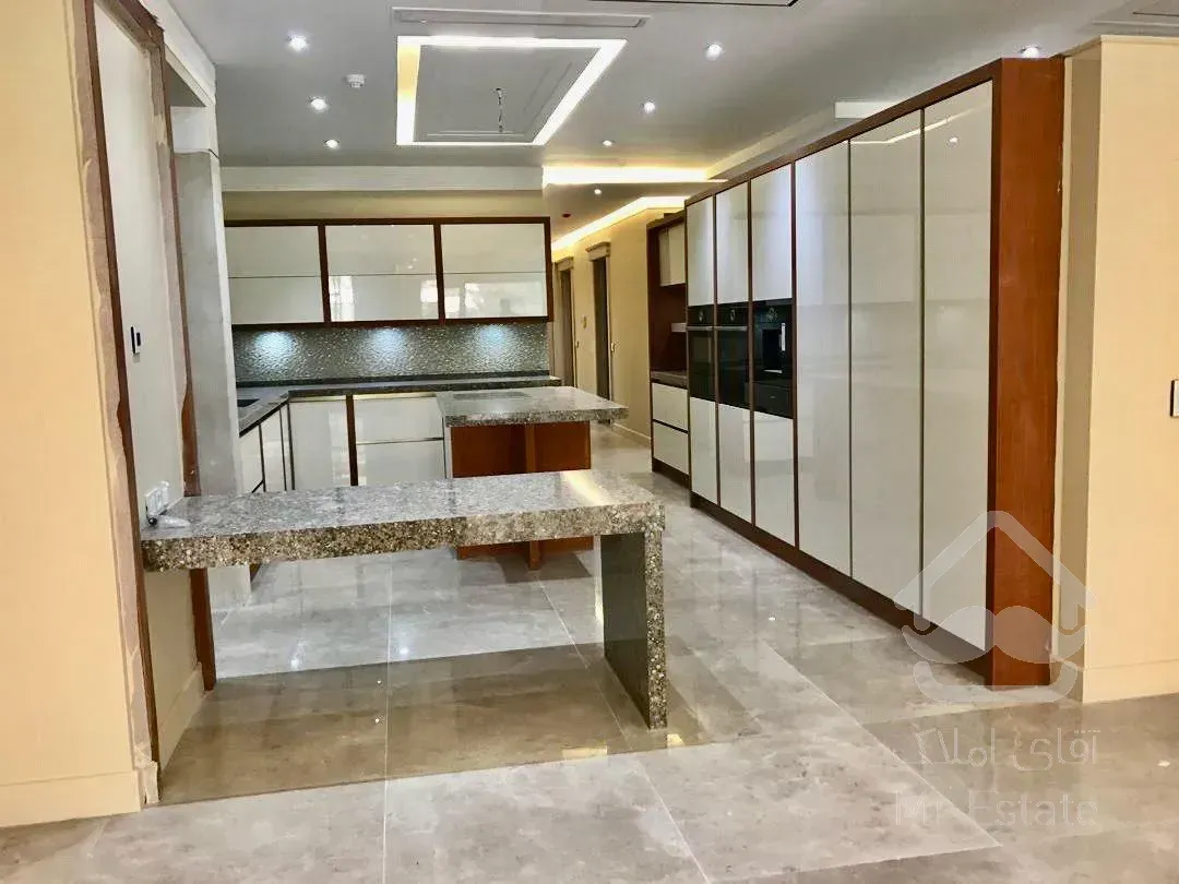 فروش اپارتمان 320 متری ولنجک