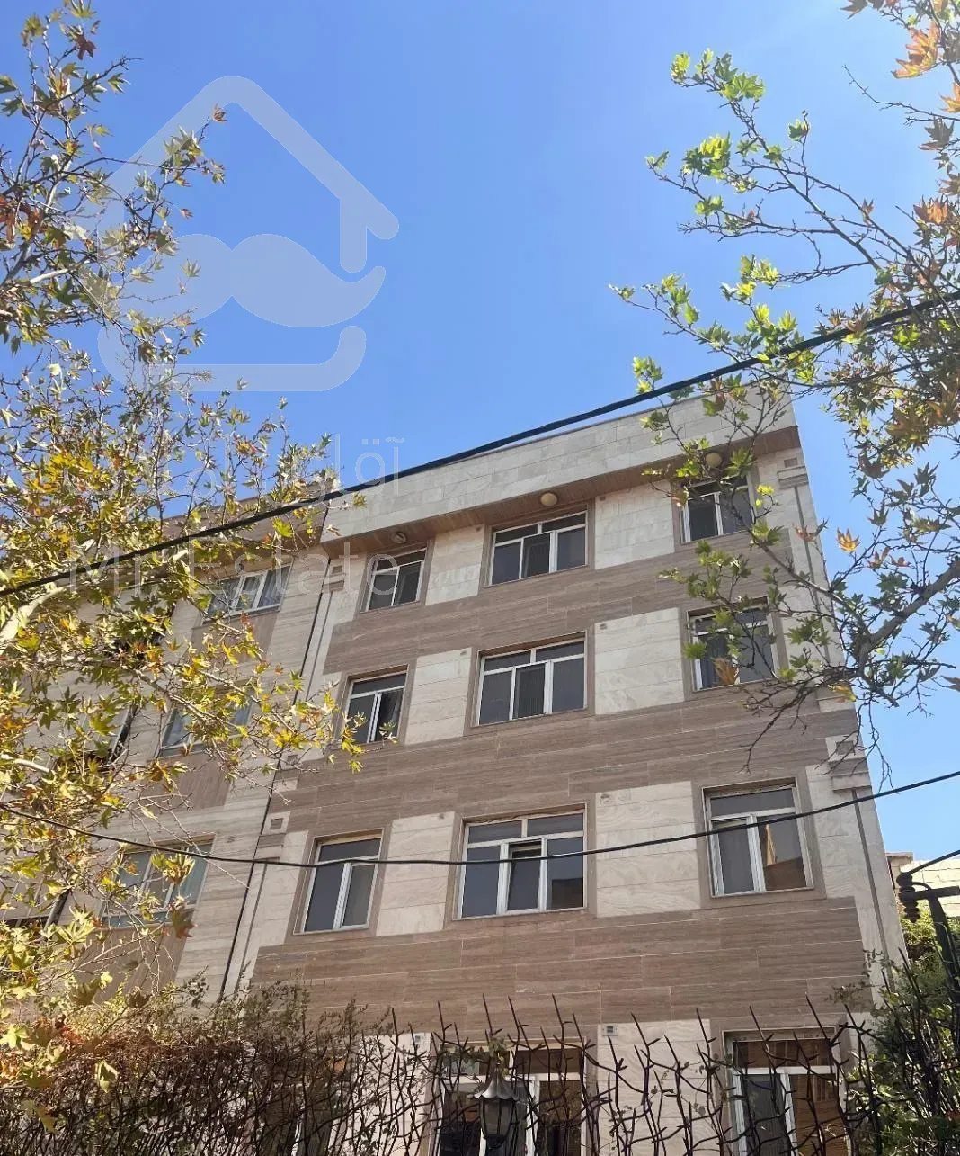 اپارتمان ۵۰ متری طبقه ۴