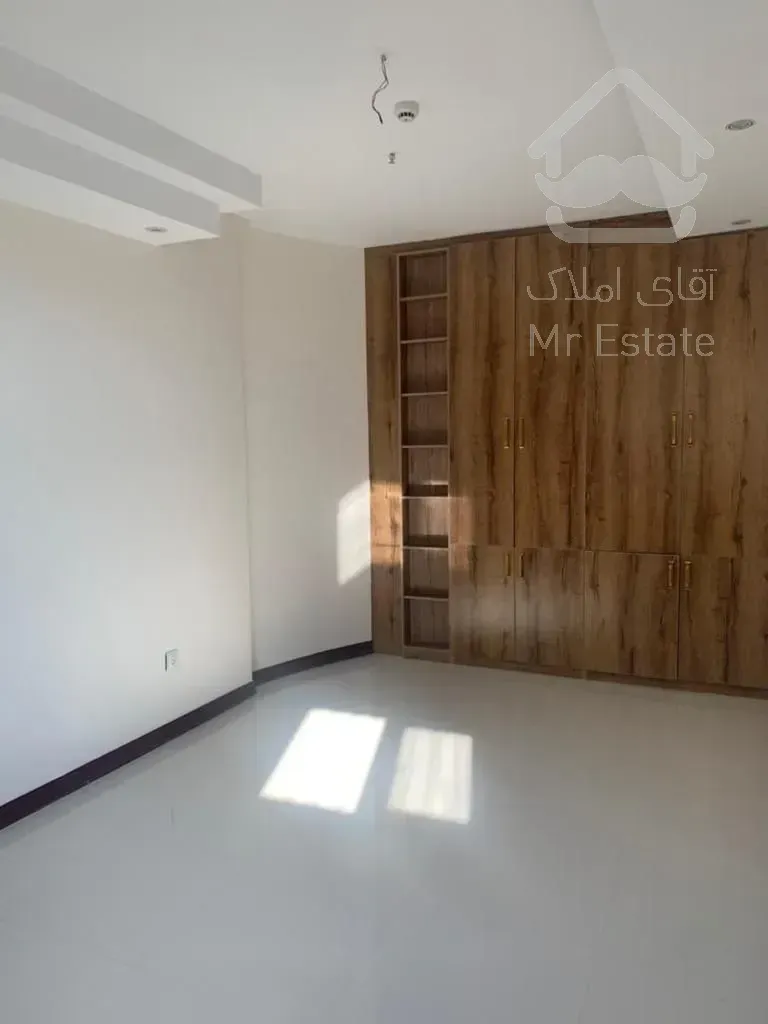 ۱۴۸متر/۳خواب/ظفر/بلوار آرش/امکانات کامل