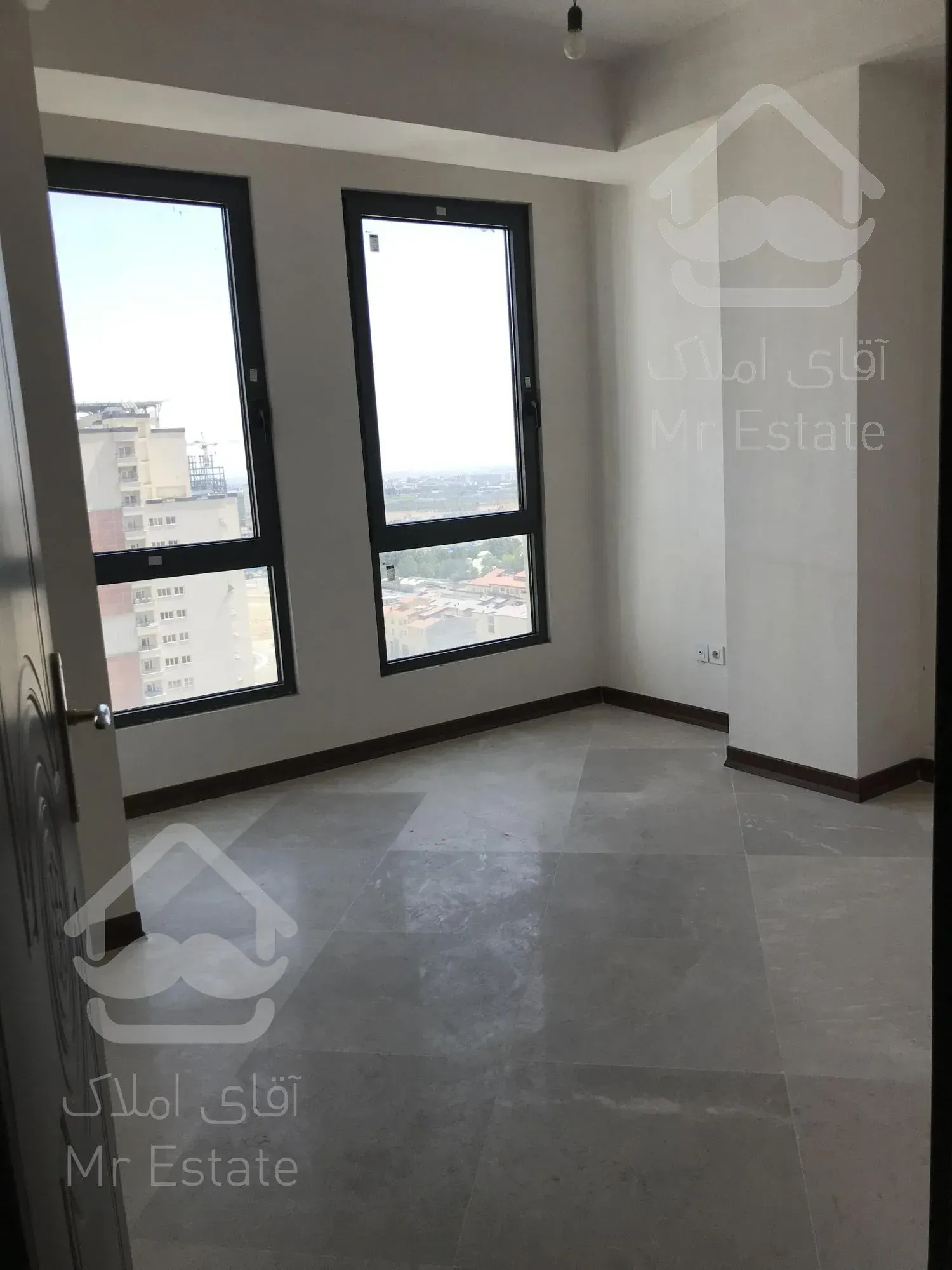 فروش ۱۰۵متر ۲خوابه کوهک