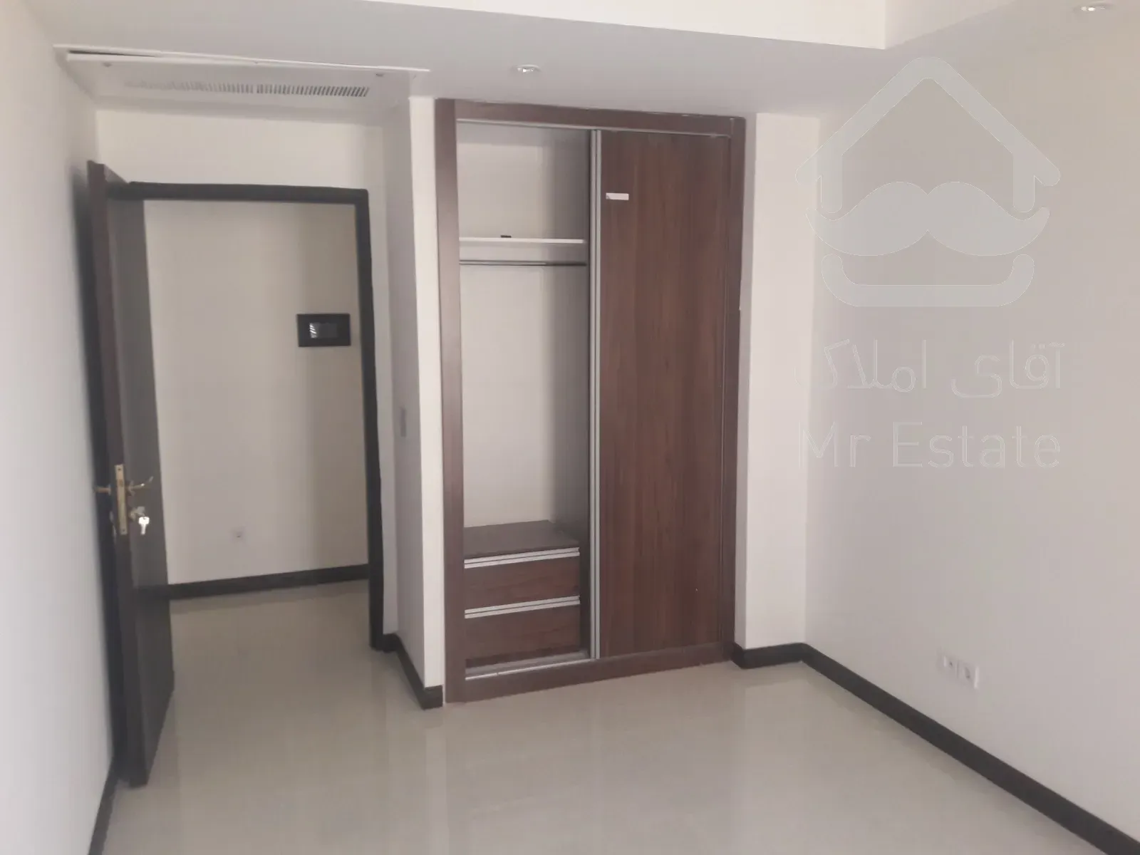 آپارتمان ۱۰۵ متری هوشمند در برج های مسکونی افق اکباتان