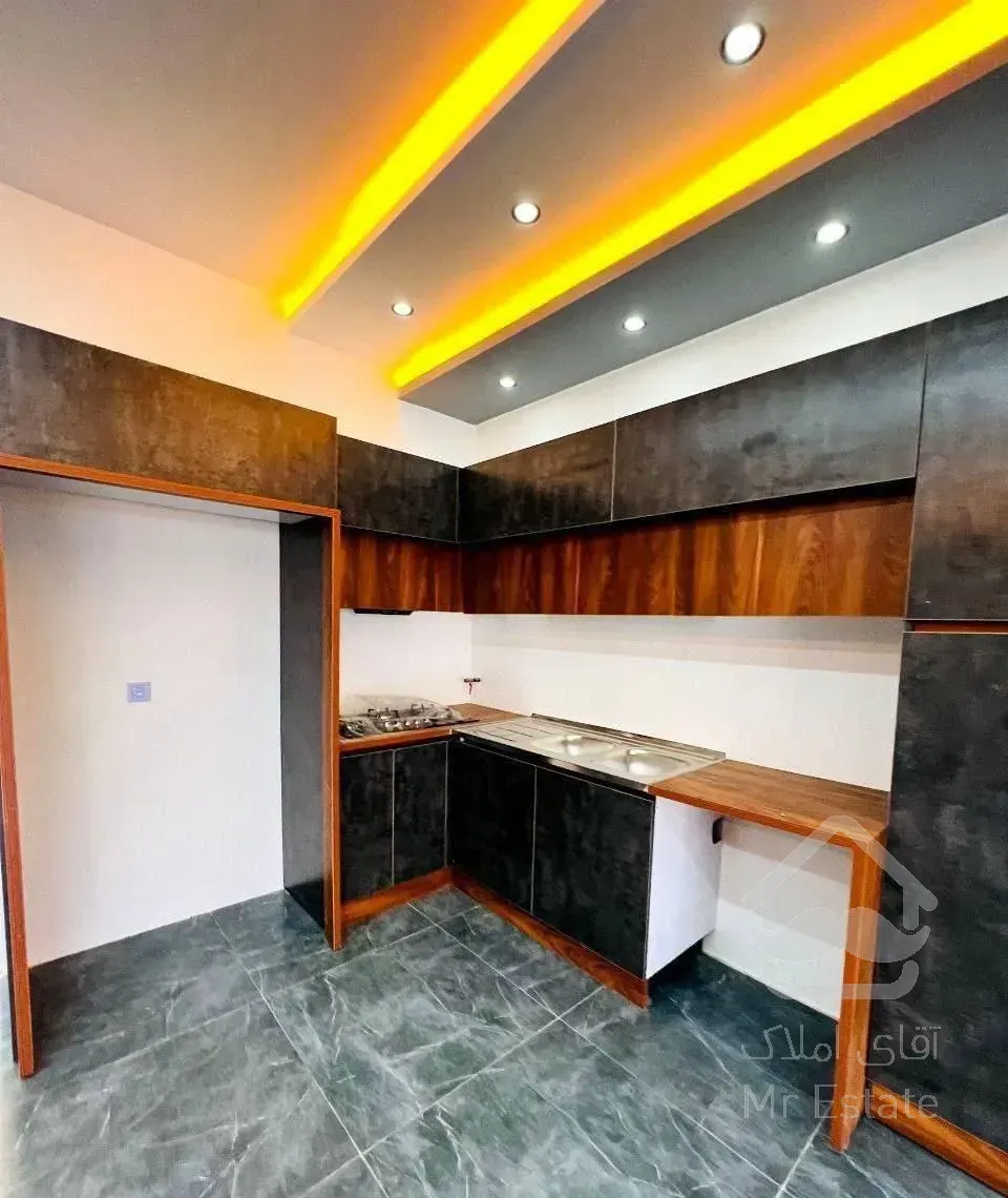 ویلا همکف دوخواب 205 متری شهرکی سند تک‌برگ