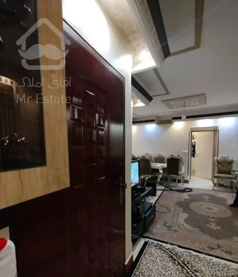 آپارتمان ۵۶ متری ط ۳ و ۴ آسانسور  داخل خ مینا