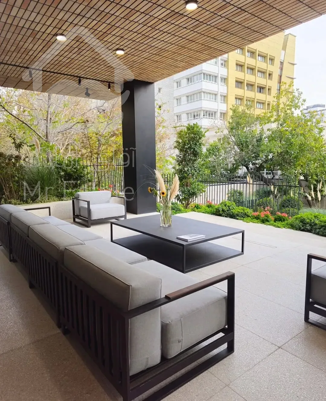 ۲۷۰ متر مدرن