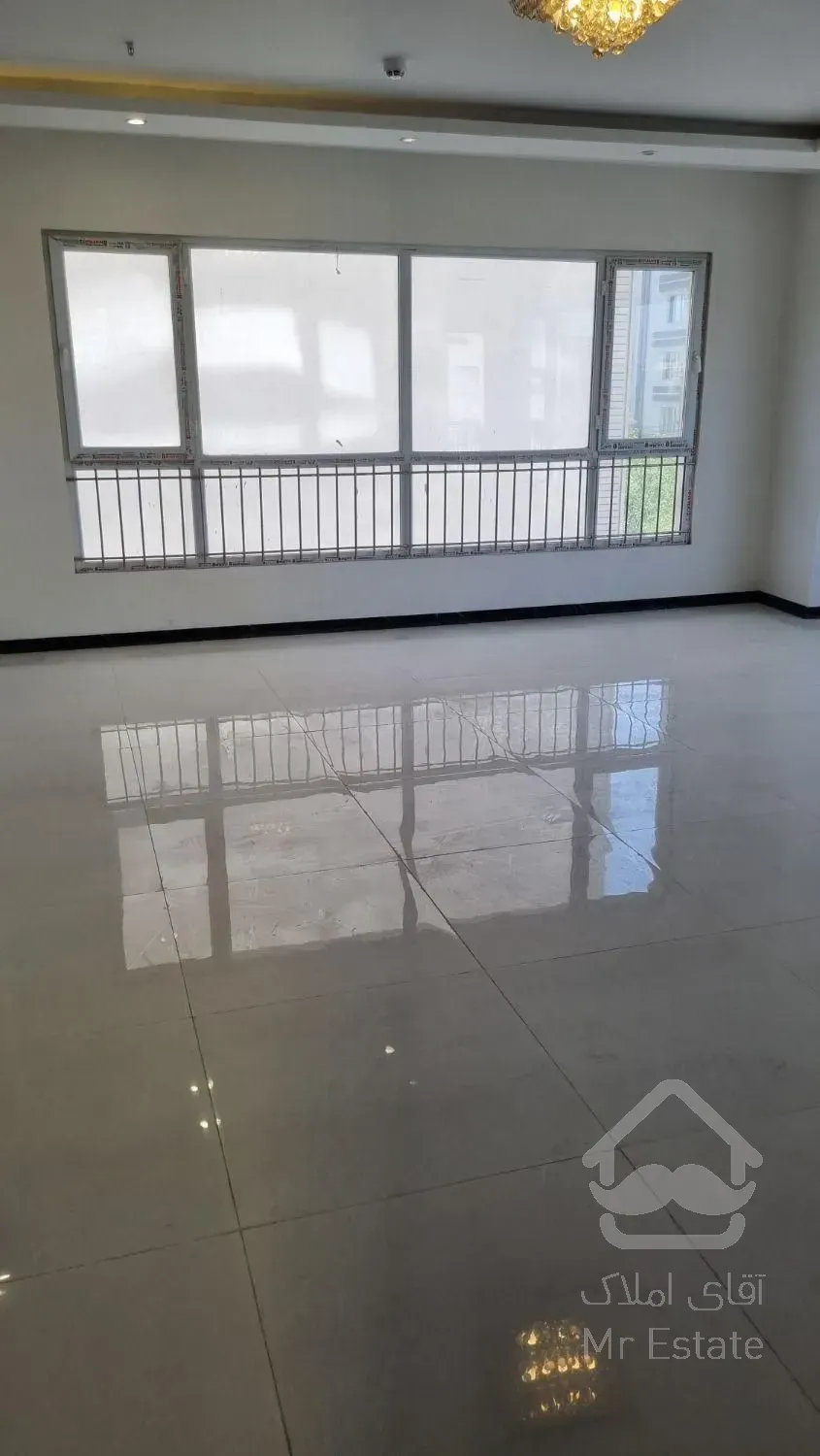 فروش آپارتمان 125 متری صفر فول امکانات واقع در بلوار فرشچیان محله فارغ التصیلان