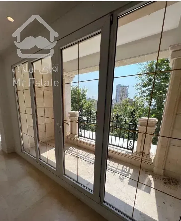 ۱۵۲متر  /  استخر .سونا .جکوزی