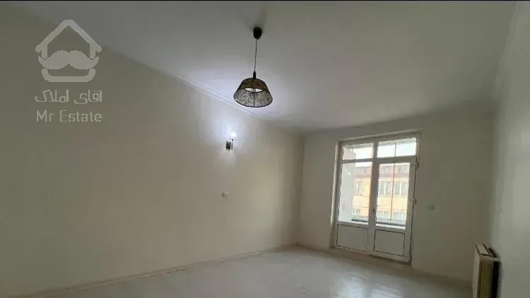 فروش آپارتمان ۱۶۵ متری ۴خواب- سه طرف نور/در فرحزاد