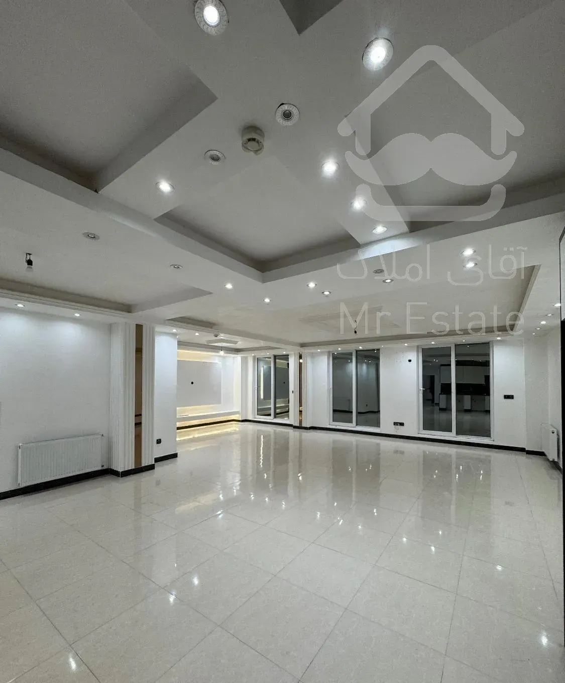 زیرقیمت‌به‌دلیل‌شرایط‌کنون*سند ۱۸۰متر۳خواب تک واحد