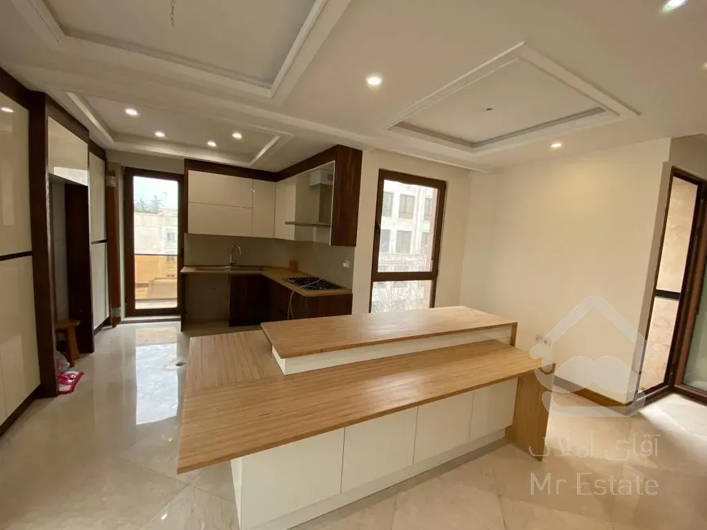 فروش اپارتمان 131 متری زعفرانیه