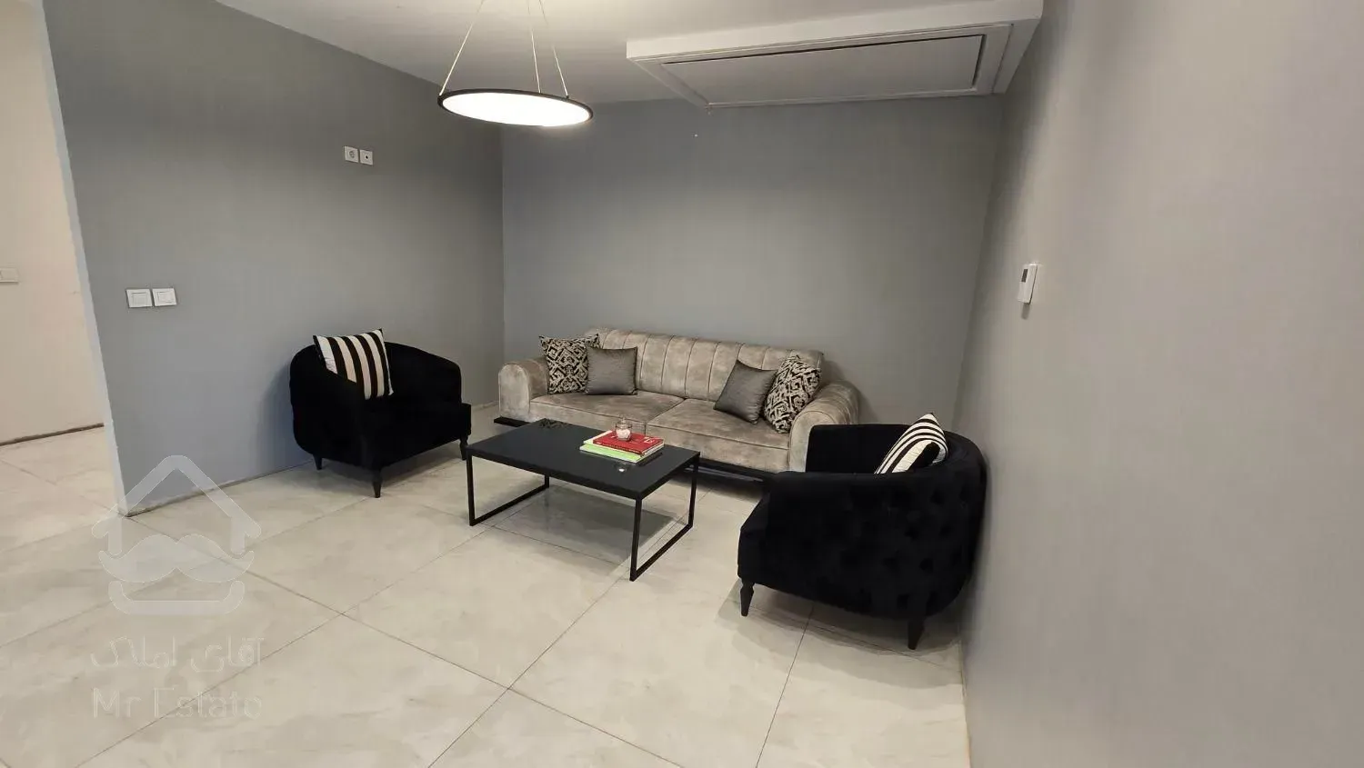 117مترسعادت آباد*موقعیت اداری*جنب مترو*تابلوخور