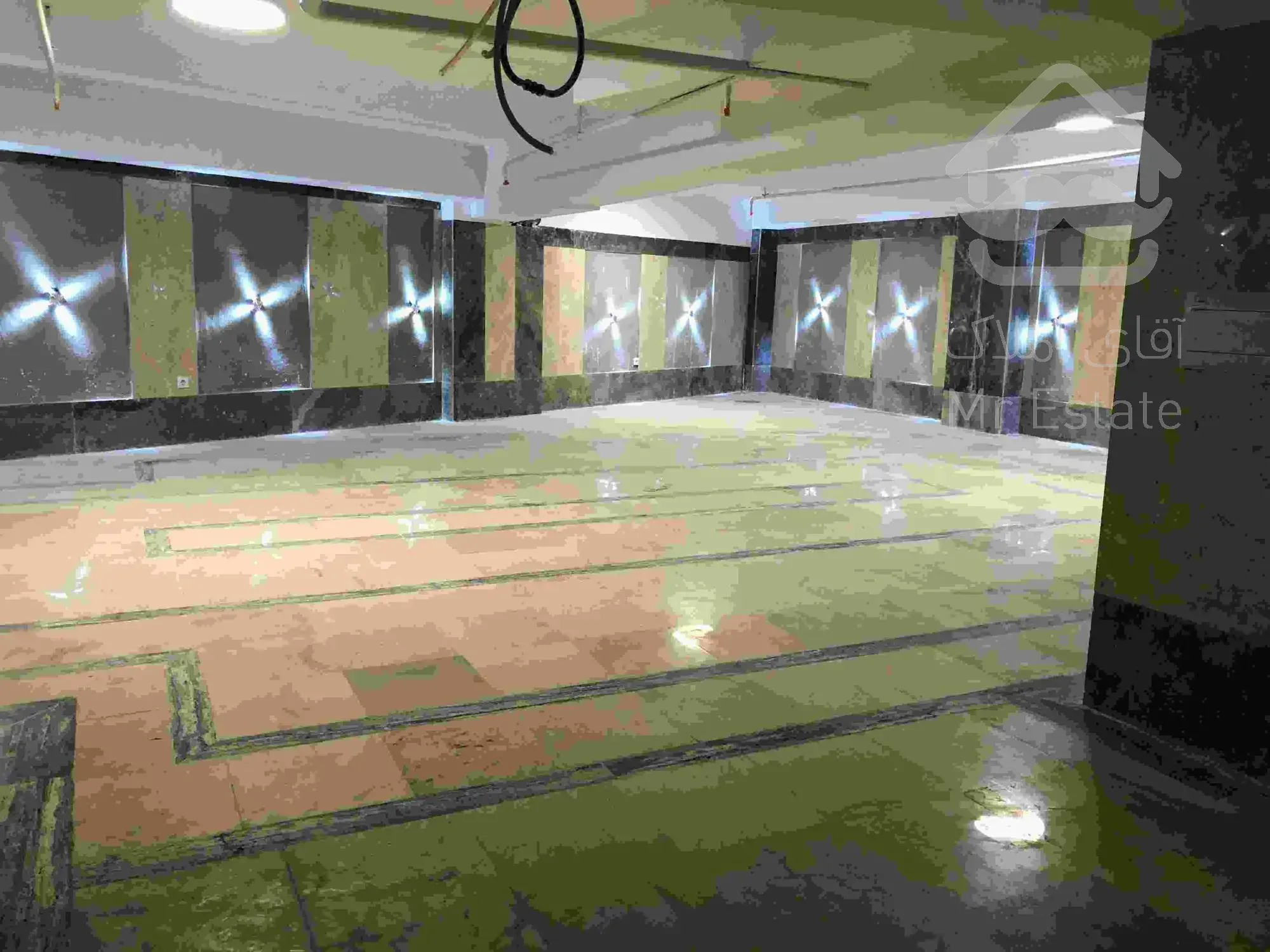 فروش آپارتمان بصورت یکجا ۶ طبقه دو واحدی،درمجموع ١٢ واحد و ٢۴٩٠ متر