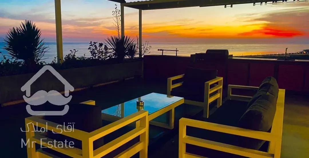 ویلا   ساحلی   فول   لب   دریا