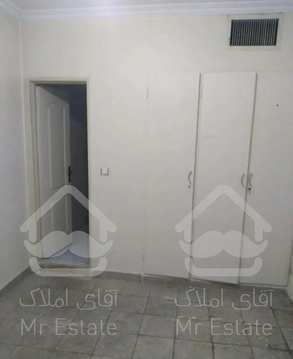 ساختمان جنوبی ط ۳ متراژ ۶۸ یک خوابه