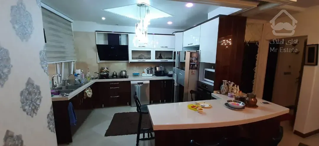 فروش 120 متری پاسداران