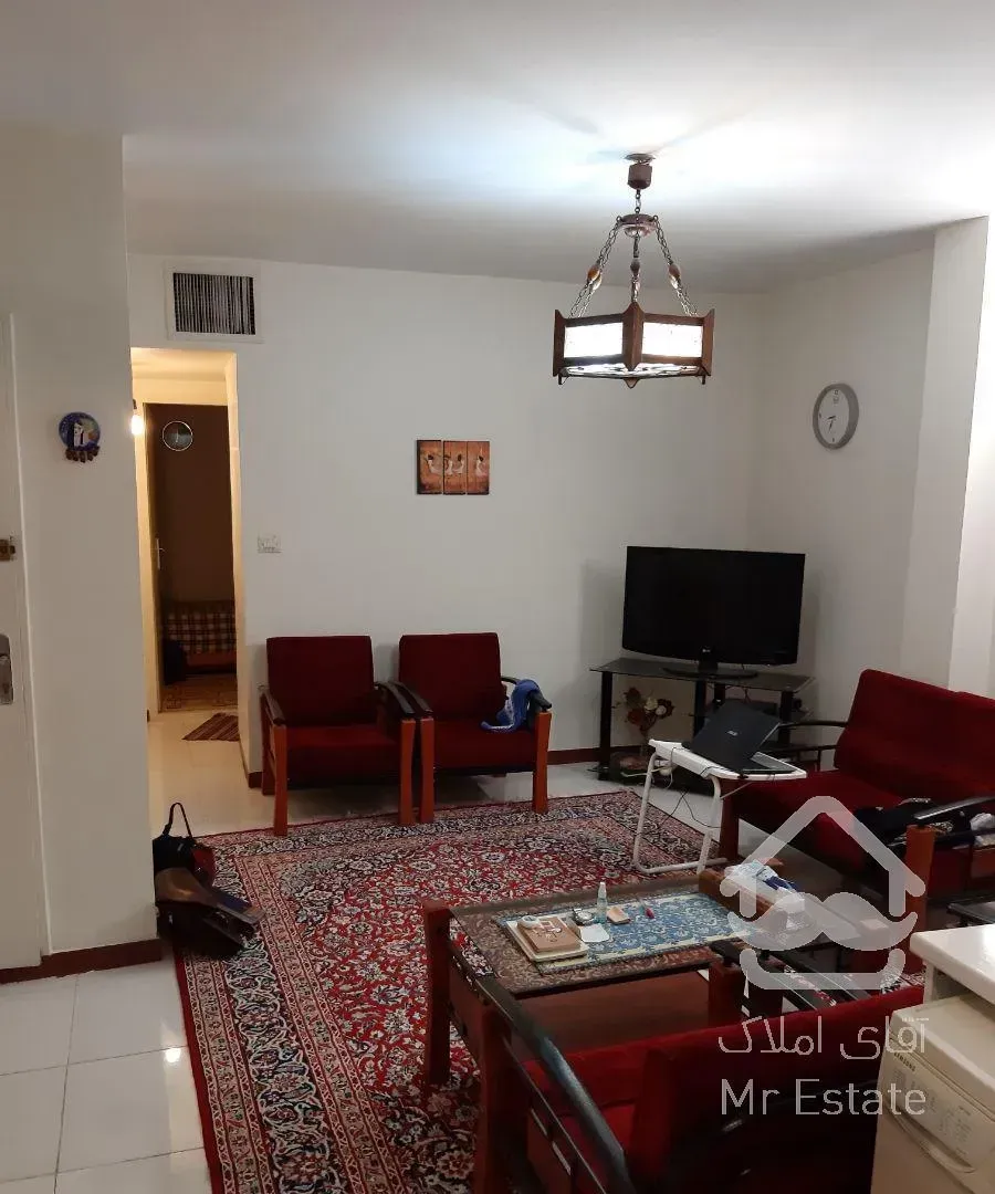 ۴۶ متراستادمعین آزادی