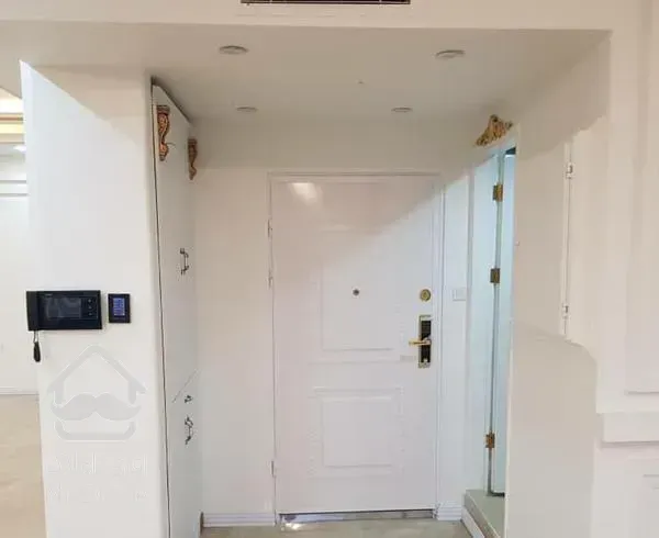 فازیک ۲۳۷متر آپارتمان تک واحدی ورودی از۴باندی