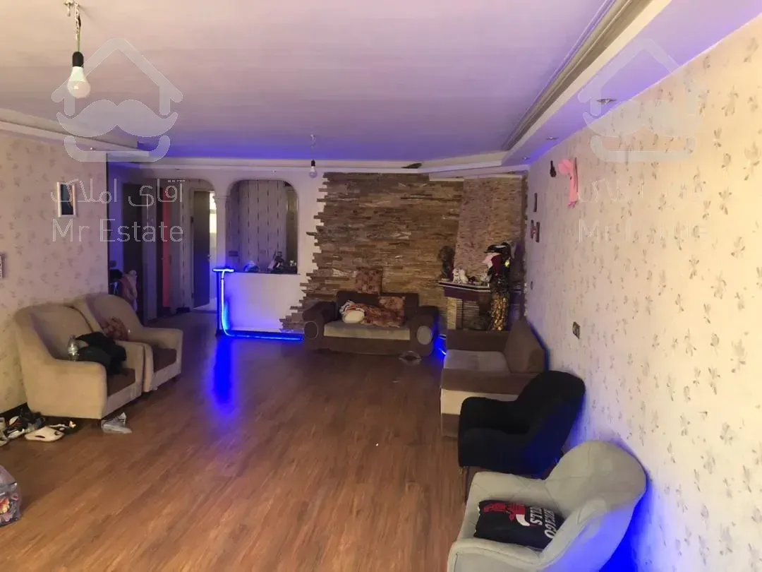 ۱۳۶متری حیاط دار بلوار فردوس