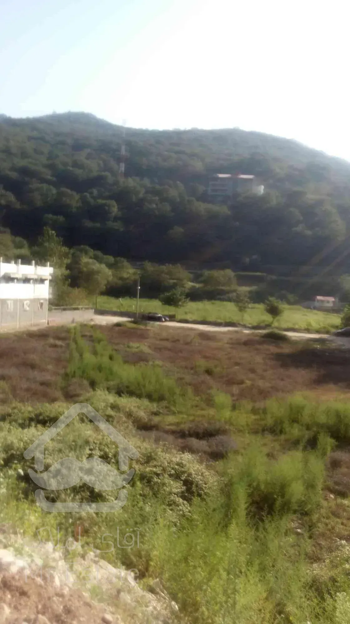 واقع در دوراهی آزادمهر به متراژ ٧۵٠ متر