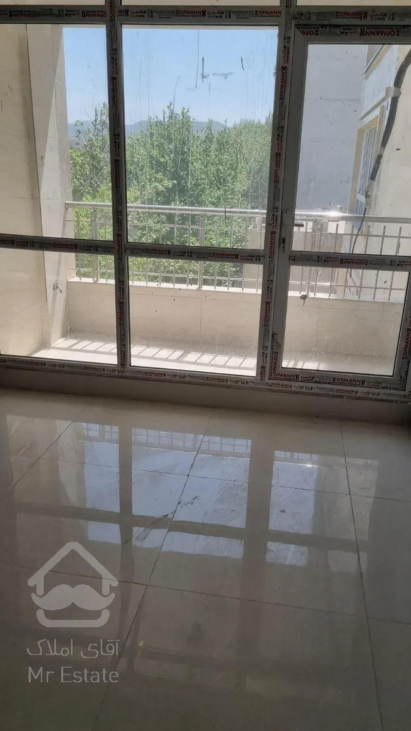 فروش آپارتمان 125 متری صفر فول امکانات واقع در بلوار فرشچیان محله فارغ التصیلان