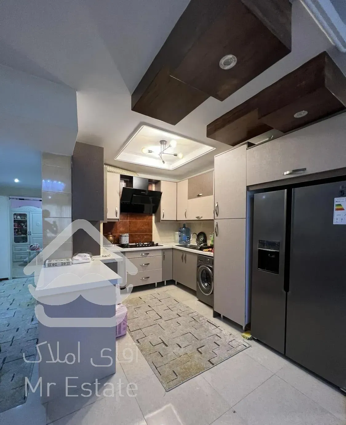 ۱۰۰ متر ۲ خواب// خوش نقشه // شهرک شاهد