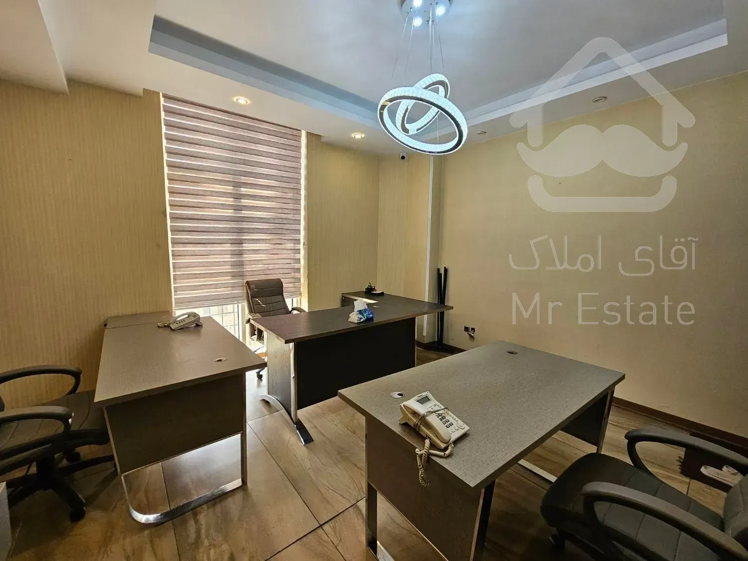 100مترسعادت آباد*دونبش*اداری*مناسب آفیس،شرکت