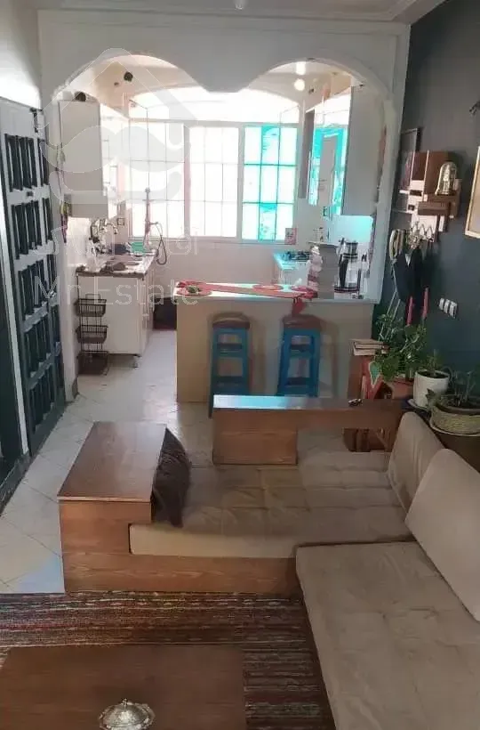 اجاره تک واحدی خیابان کارون ۵۰ متری ۱ خوابه طبقه۴