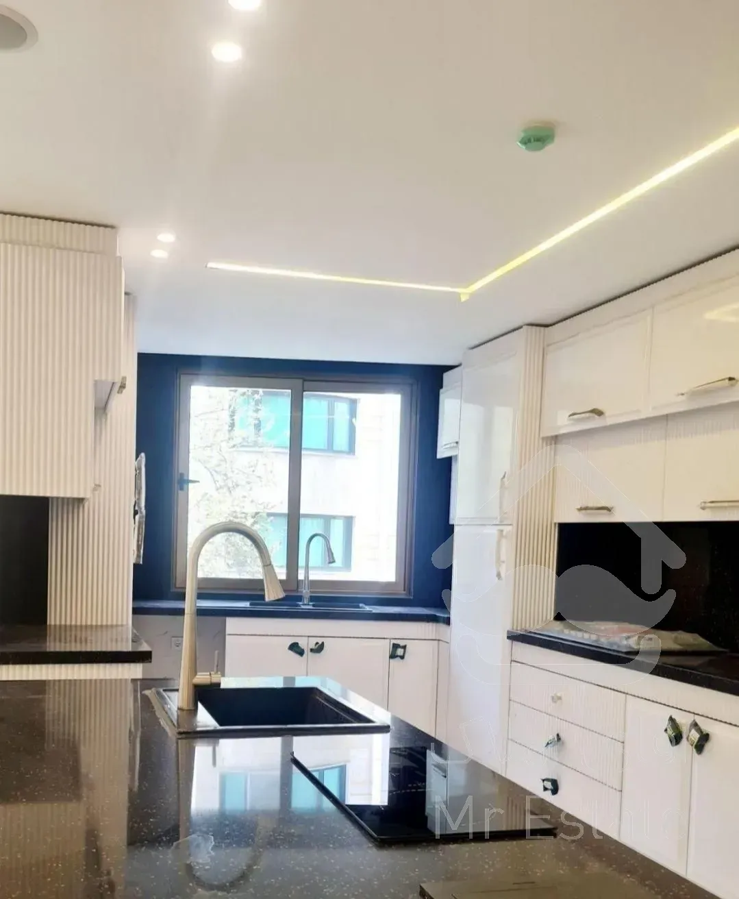 ۱۲۳ متر سه خواب نوساز کلید نخورده