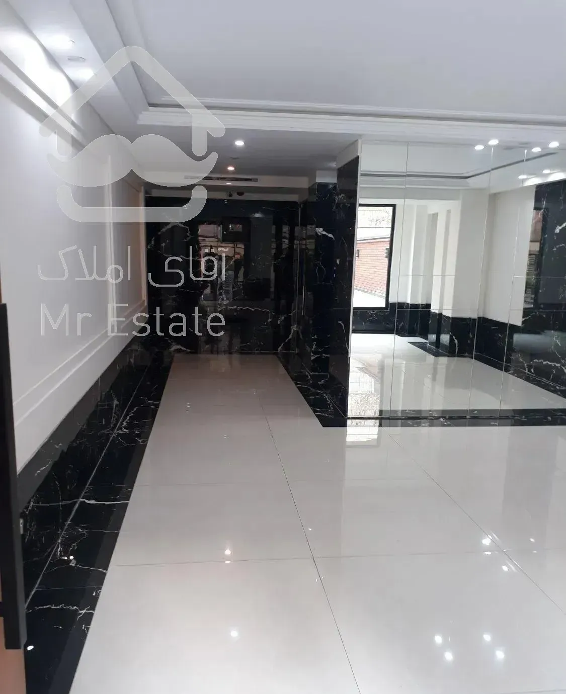 آپارتمان ۱۸۰ متری  زیبا  شیک و نور