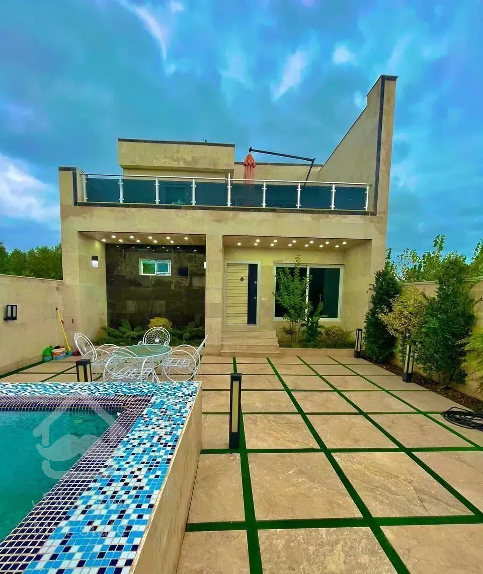 همکف نما مدرن استخر و روفگاردن*260متر سند