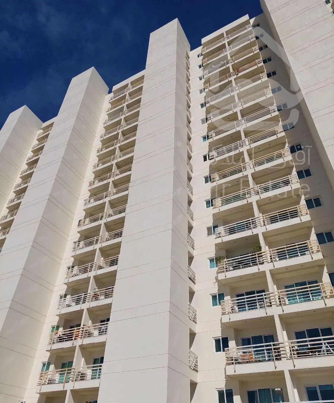 برج ساحلی دو ۱۰۵متر دو خواب