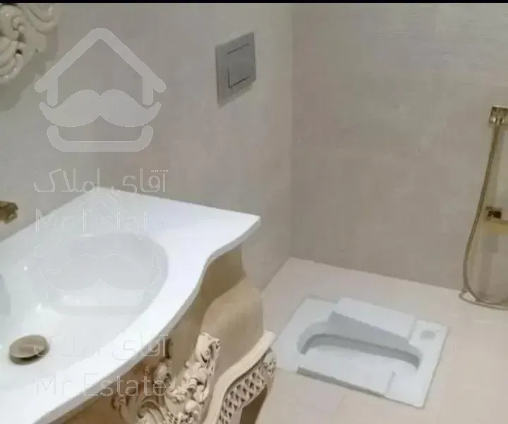 نوساز ۲۱۶ متری ۳ خوابه فلکه اول