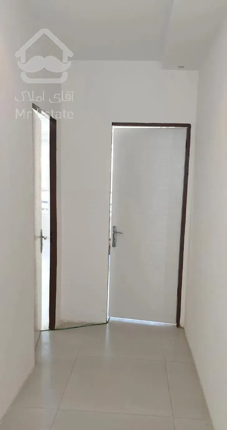 ۱۸۰ متر اداری ،۲خواب،سالن بزرگ،تک واحدی