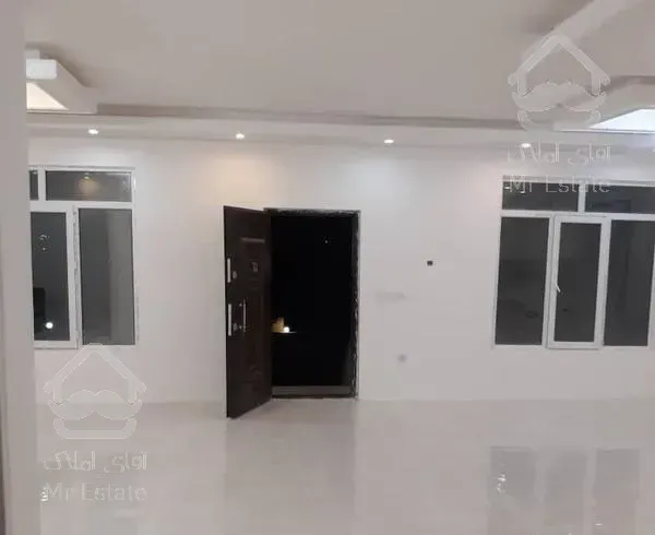 ویلا باغ ۶۰۰متری زیر بنا ۱۵۰متری