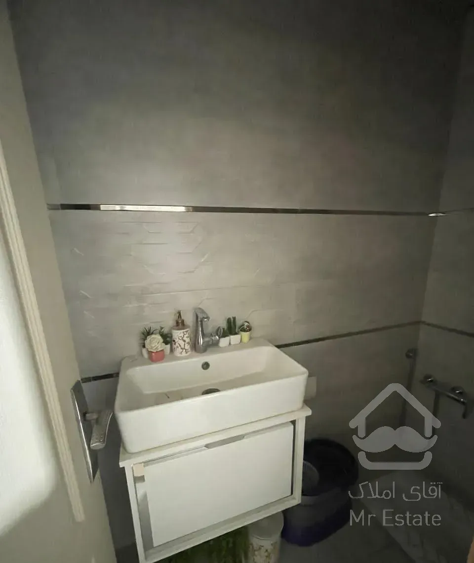 64متر 1خواب سالن پرده خور