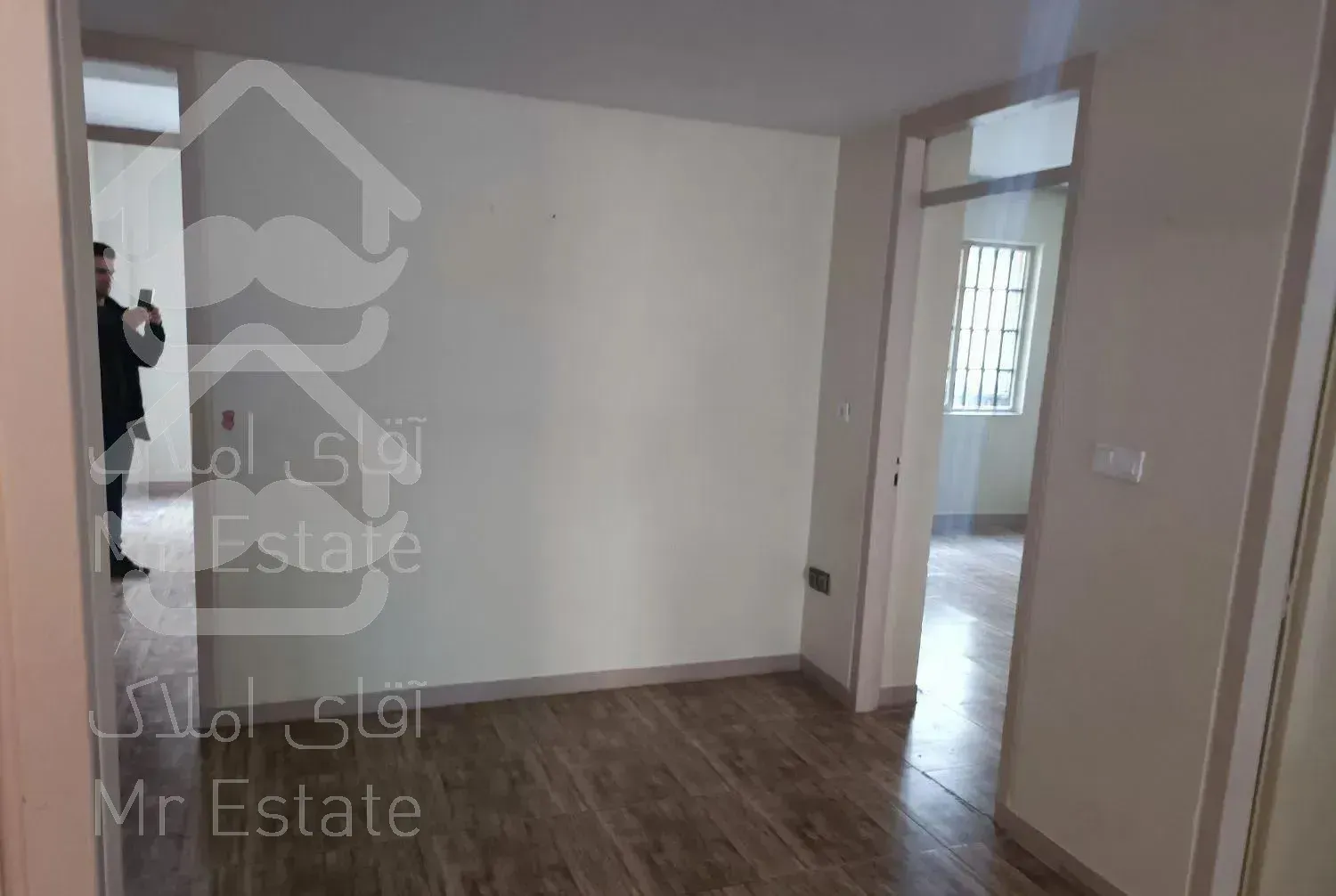 ۲۰۰متر.چهار خواب.خ سربداران