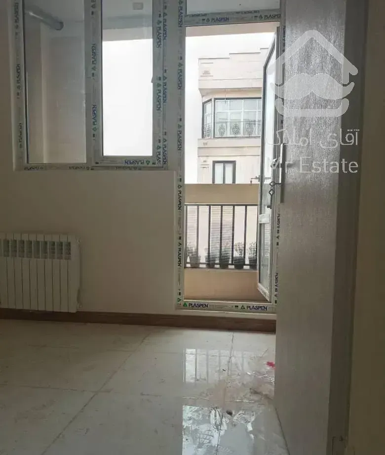 ۱۱۰متر ۳خوابه روبه آفتاب فول امکانات