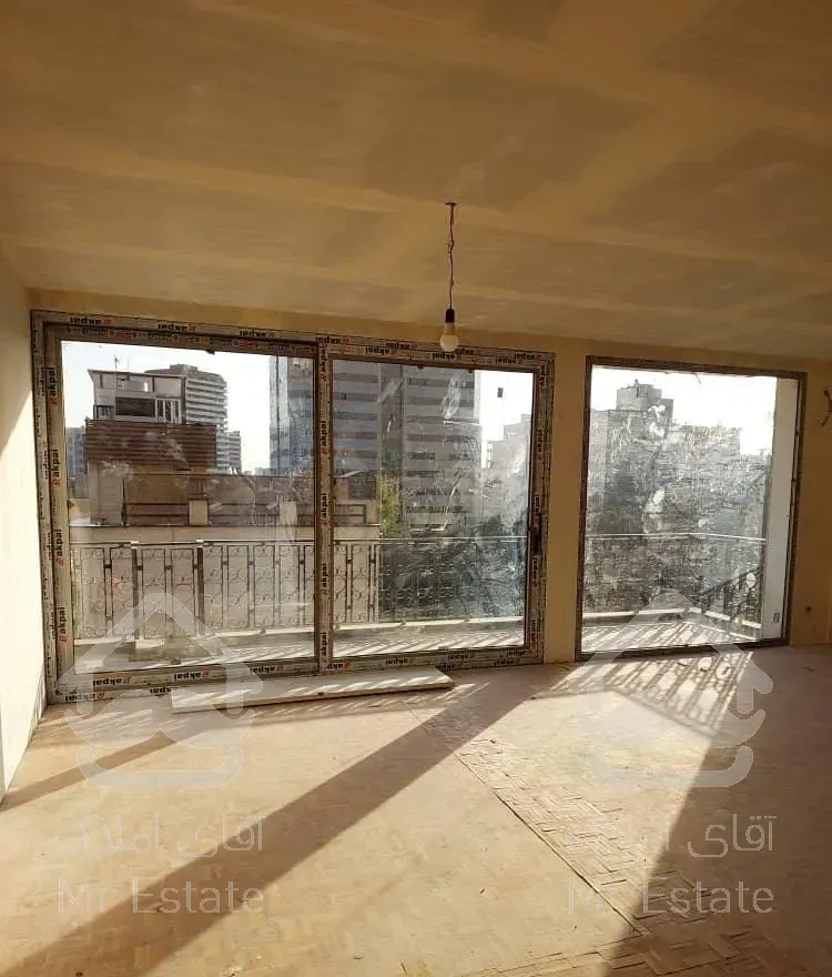 درب و پنجره دو جداره (UPVC)