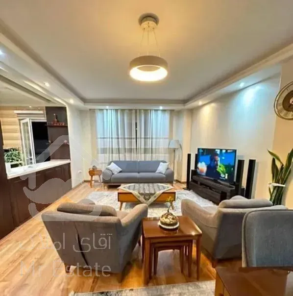 ۱۰۰ متر*برج مجلل یاس*۵ساله