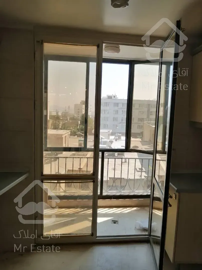 رهن و اجاره آپارتمان ۱۳۵ متری ۳ خواب نیاوران فول تراس