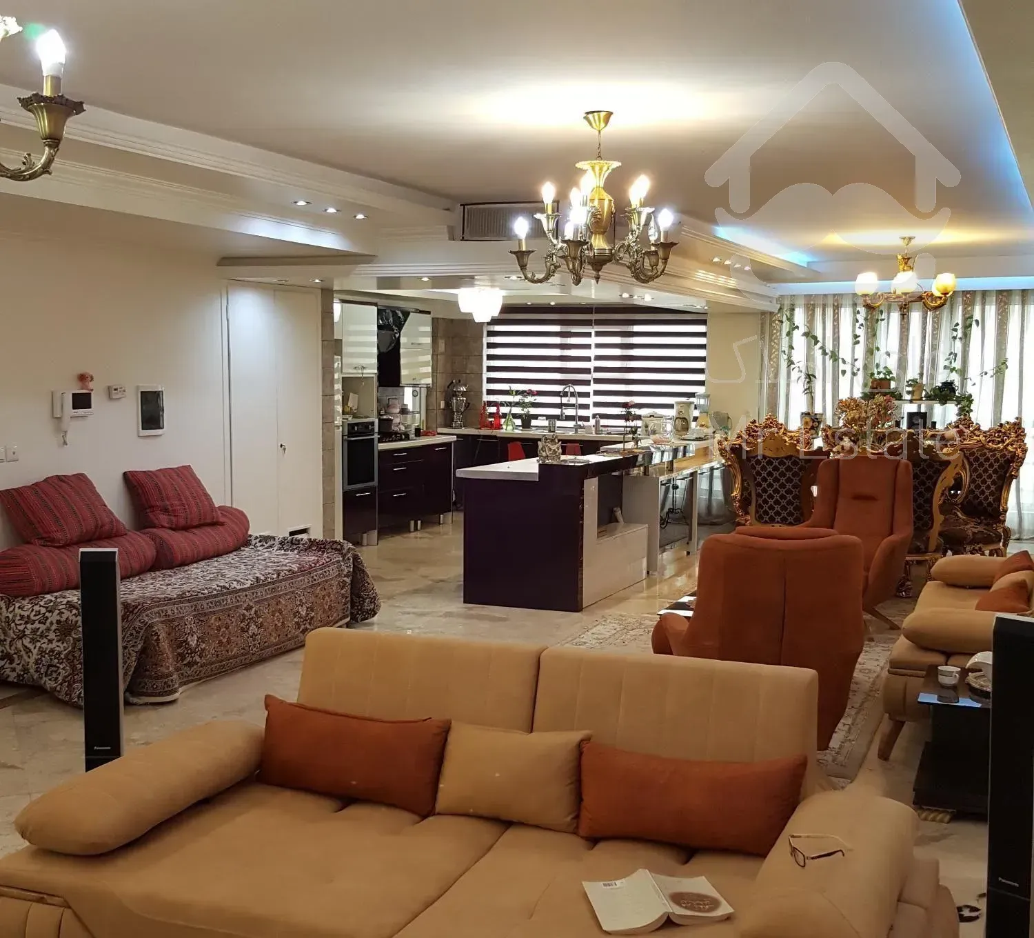 آپارتمان 200 متری ویو بینهایت بدون مشرف