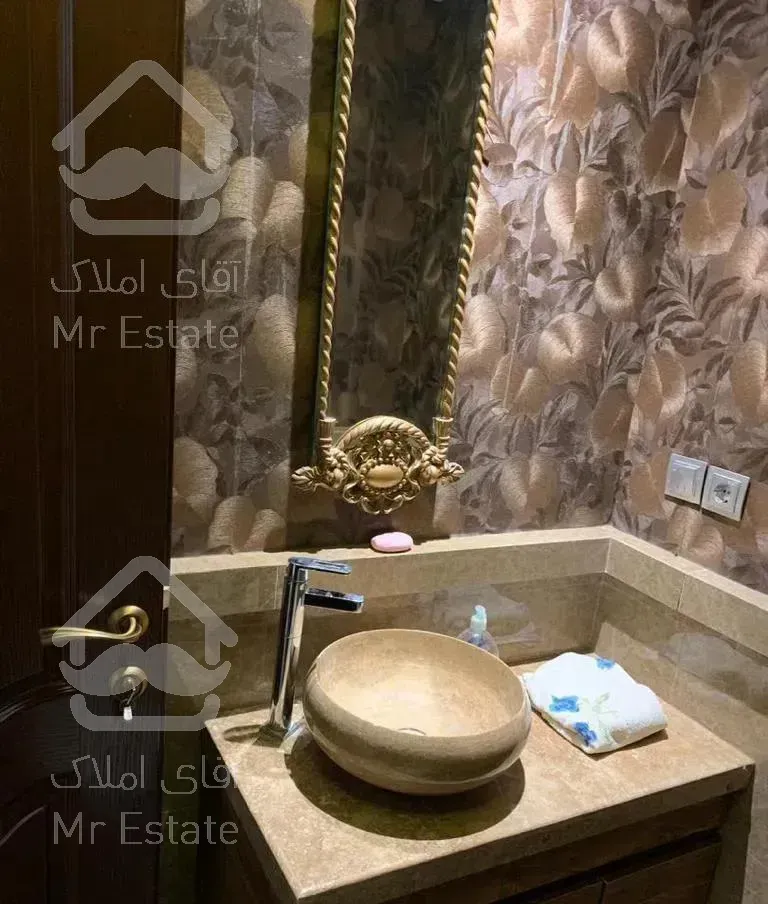 ۱۲۰متر + ۲۰متر تراس