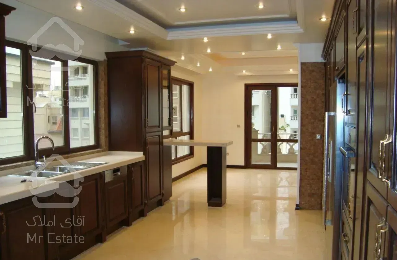 آپارتمان 140 متری 3 خوابه