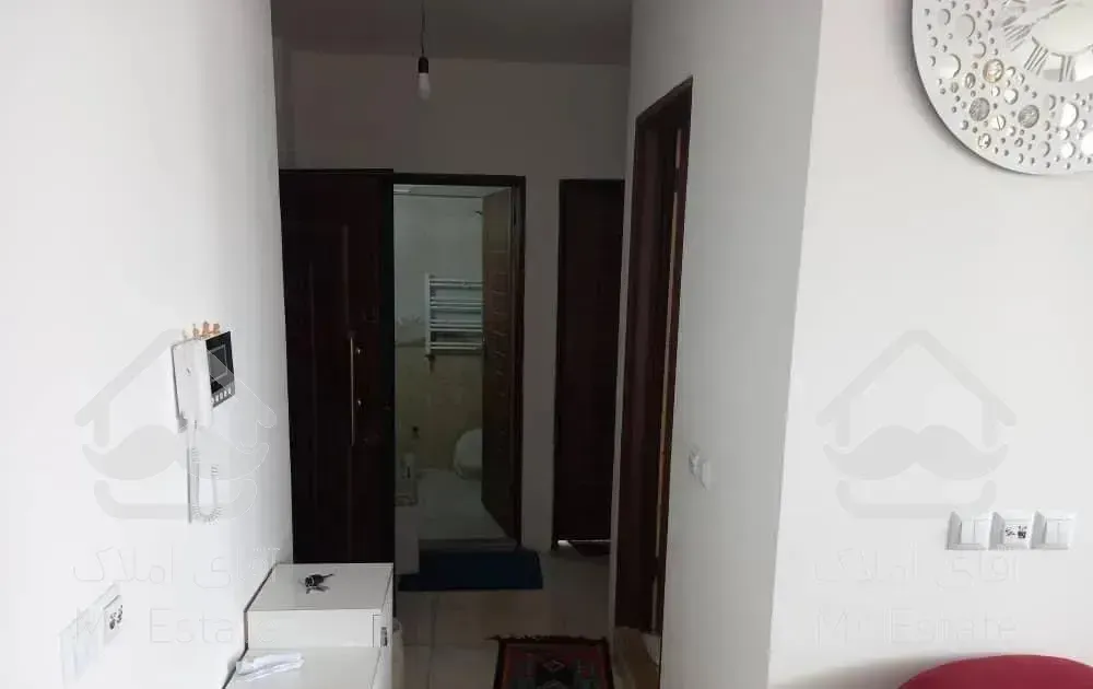 فروش ۸۱ متری آسانسور دار طبقه دوم شمالی شهرک سیمرغ