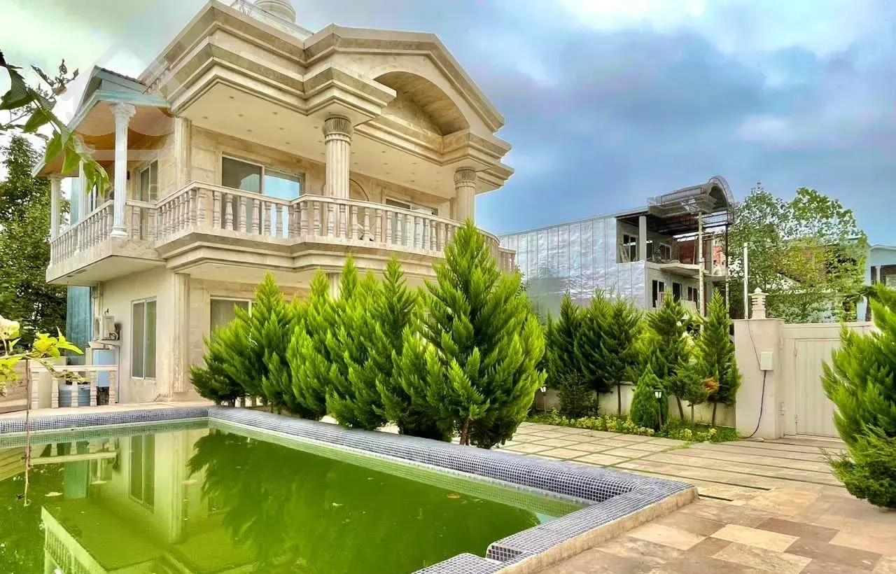 رهن ویلاتریبلکس استخردار۴۰۰متری مبله درسعادت آباد