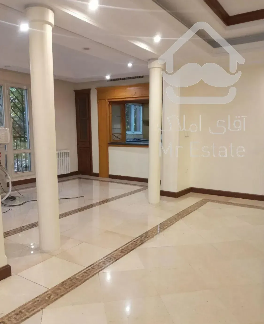 آپارتمان ۲۲۵ متر سه خواب تک واحدی