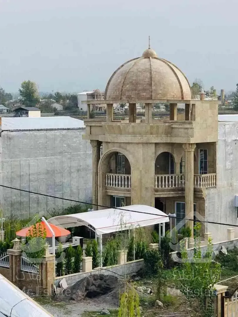 فروش ویلا ۳۰۰متری