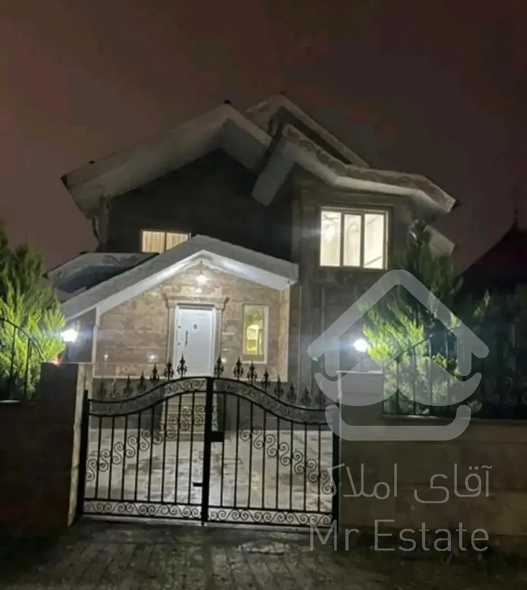 ویلا استخر دار ۲ خوابه مبله