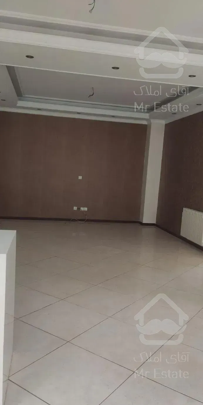 نزدیک مترو شریعتی 95متر2 خواب غرق نور قابل تبدیل