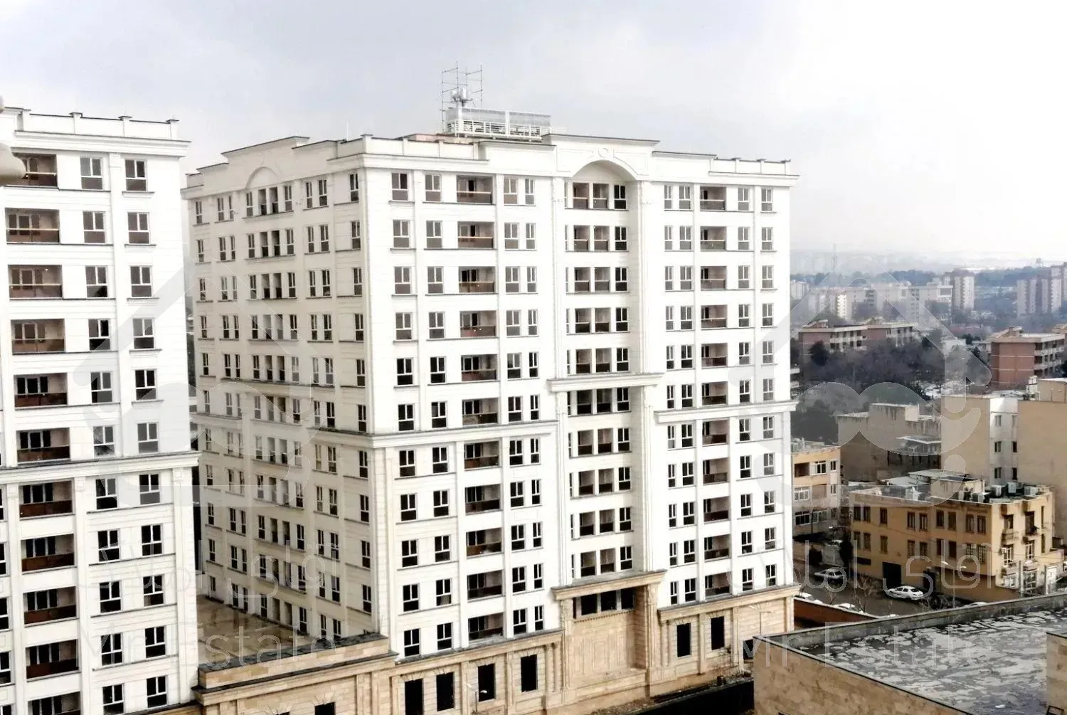 131متر/سرمایه گذاری و سکونت/رونیکا پاسداران